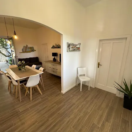 Franka Apartment