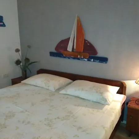 Franka Apartment Sumartin